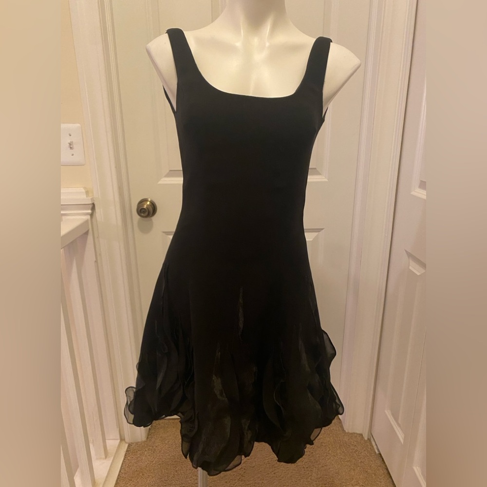 JS Boutique Black Scoop Neck Sleeveless Mini Dress